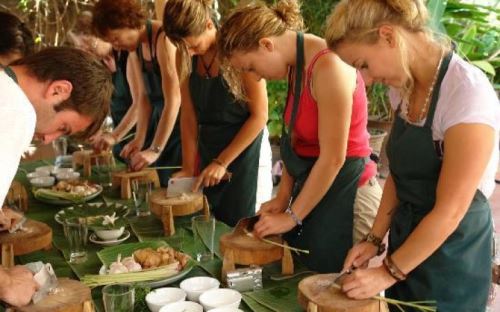 Hanoi cooking class tour